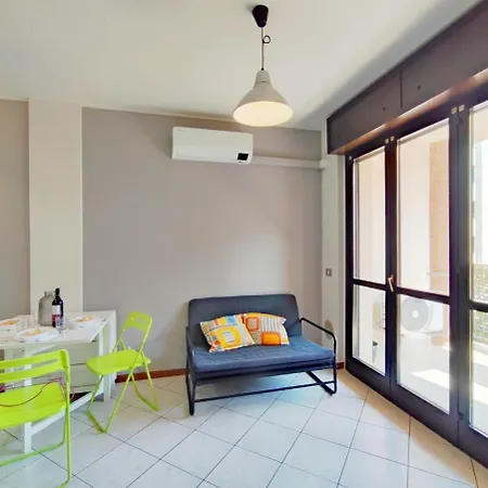 Station - With Terrace Apartamento *