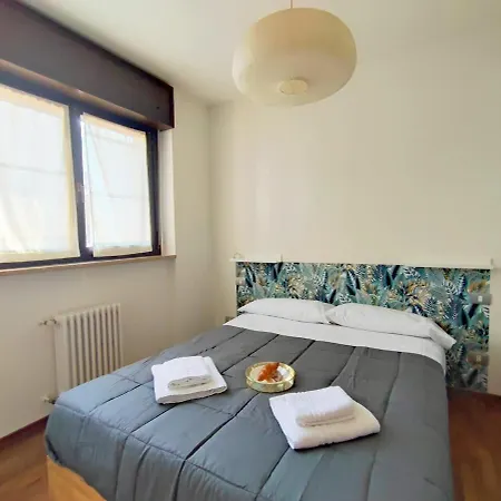 Station - With Terrace Apartamento